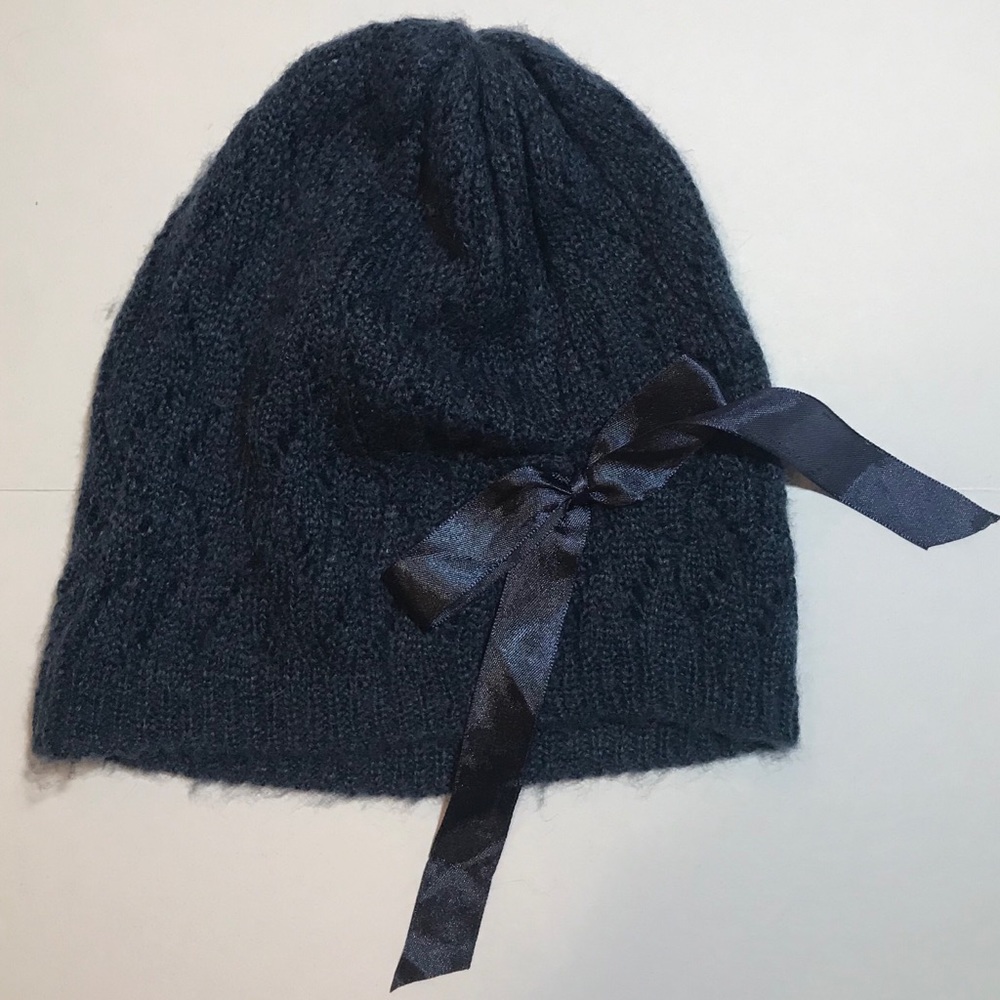 Knit Winter Hat Bow Dark Blue